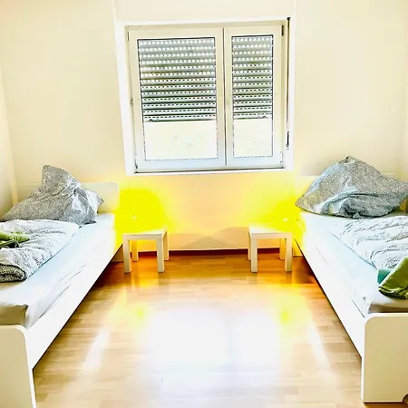 Balkon, Highspeed Wlan, Fuer 4 Personen ニュルンベルク